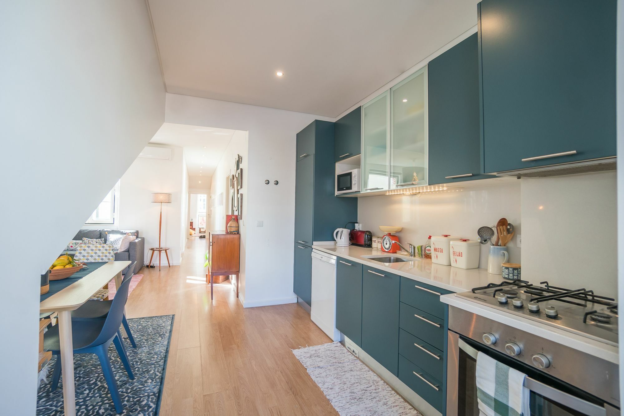 Jolie Gloria With Terrace Apartment Lisbon